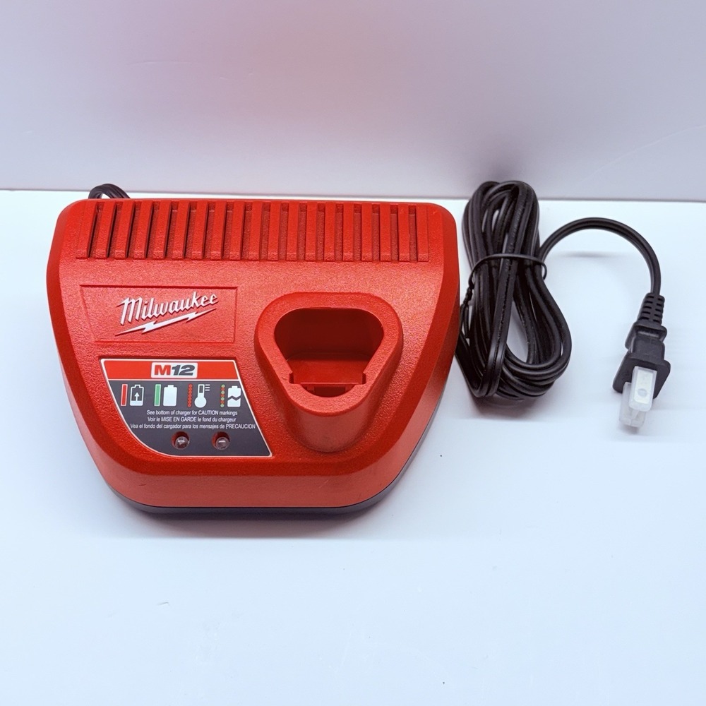 Milwaukee M12 Lithium-Ion Battery Charger 48-59-2401 Red Black 12V‎ 3.0A Output